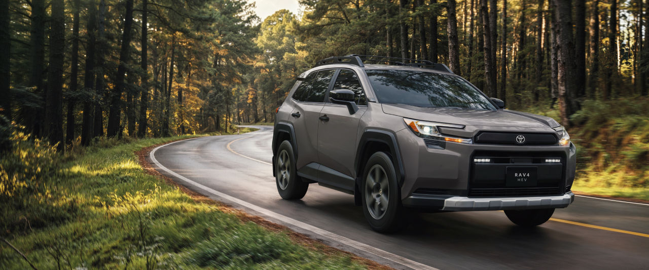 Portada RAV4 HEV
